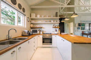 self-catering cottage kitchen